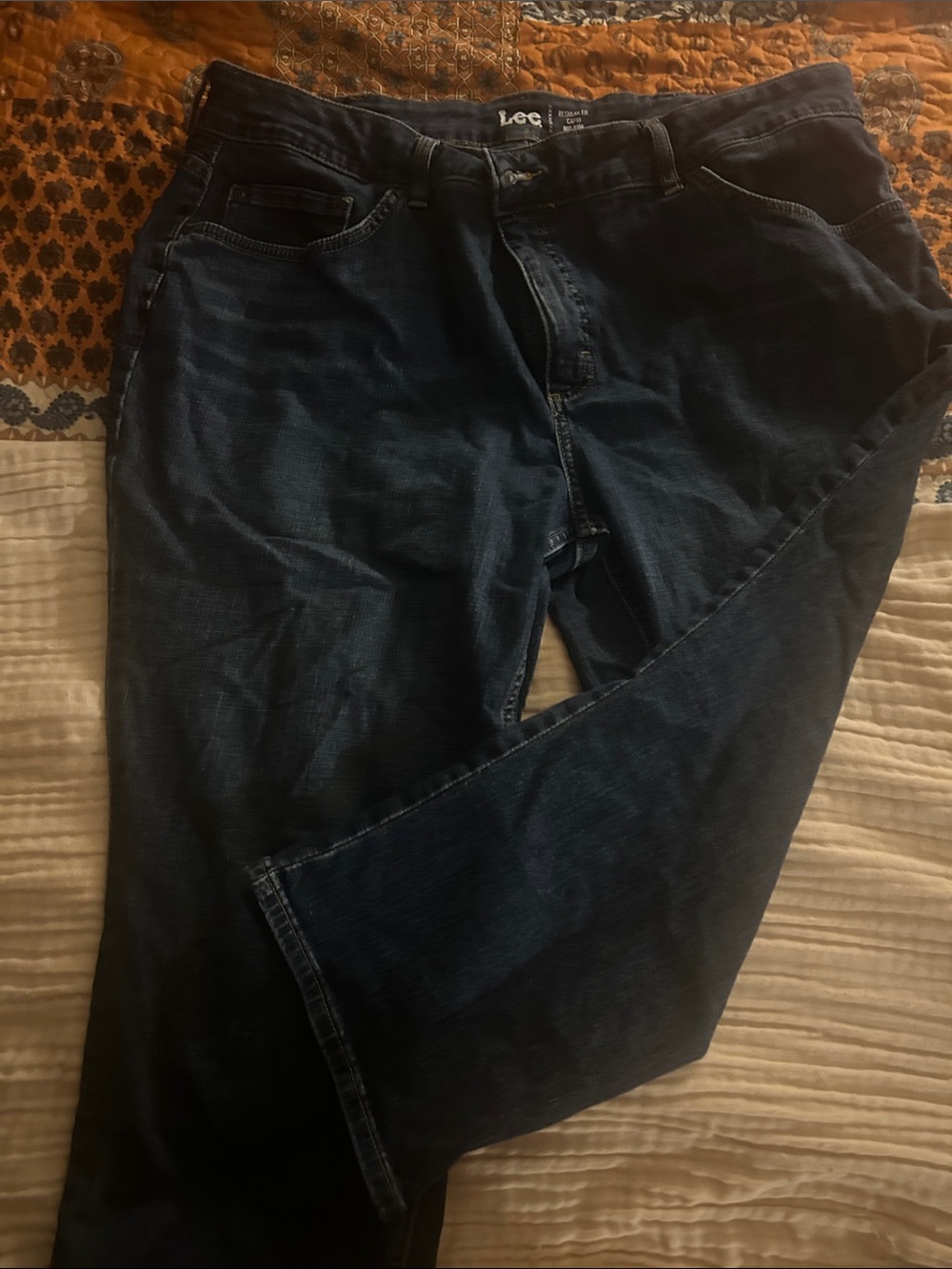 Lee women’s Navy capri Jeans